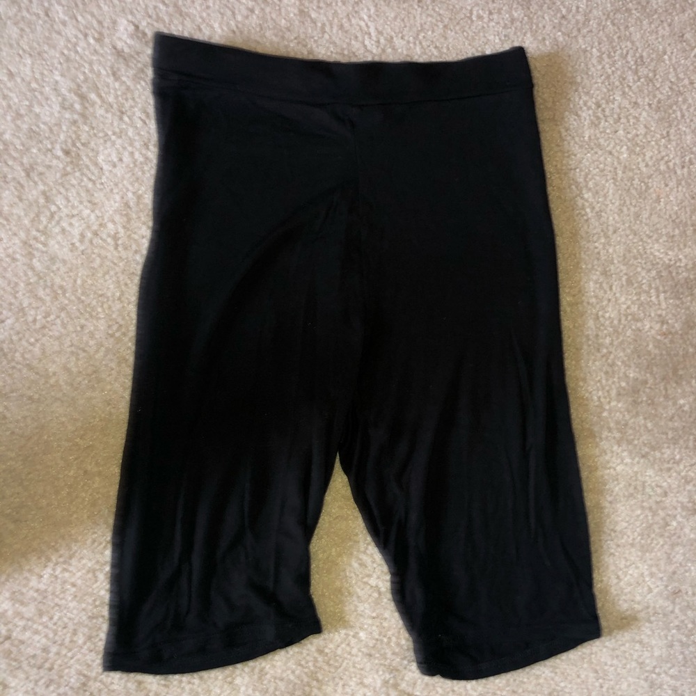 black biker shorts